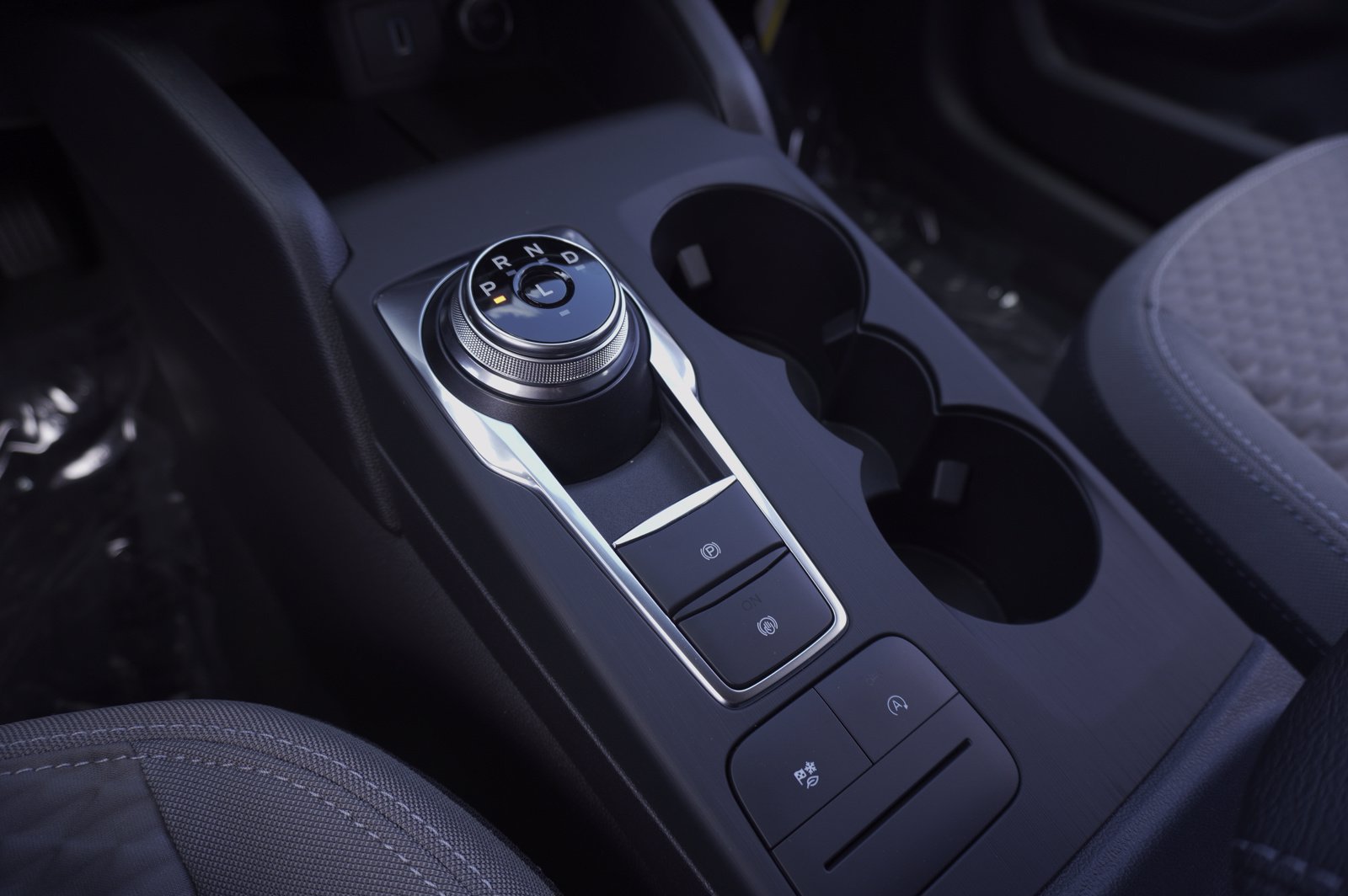 New 2020 Ford Escape SE AWD AWD
