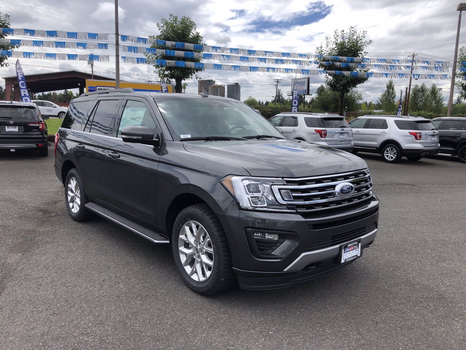 New 2020 Ford Expedition XLT 4X4 With Navigation & 4WD
