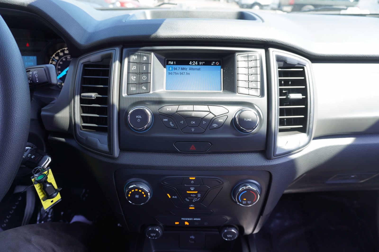 New 2020 Ford Ranger XL 4WD SUPERCAB 6′ BOX 4WD