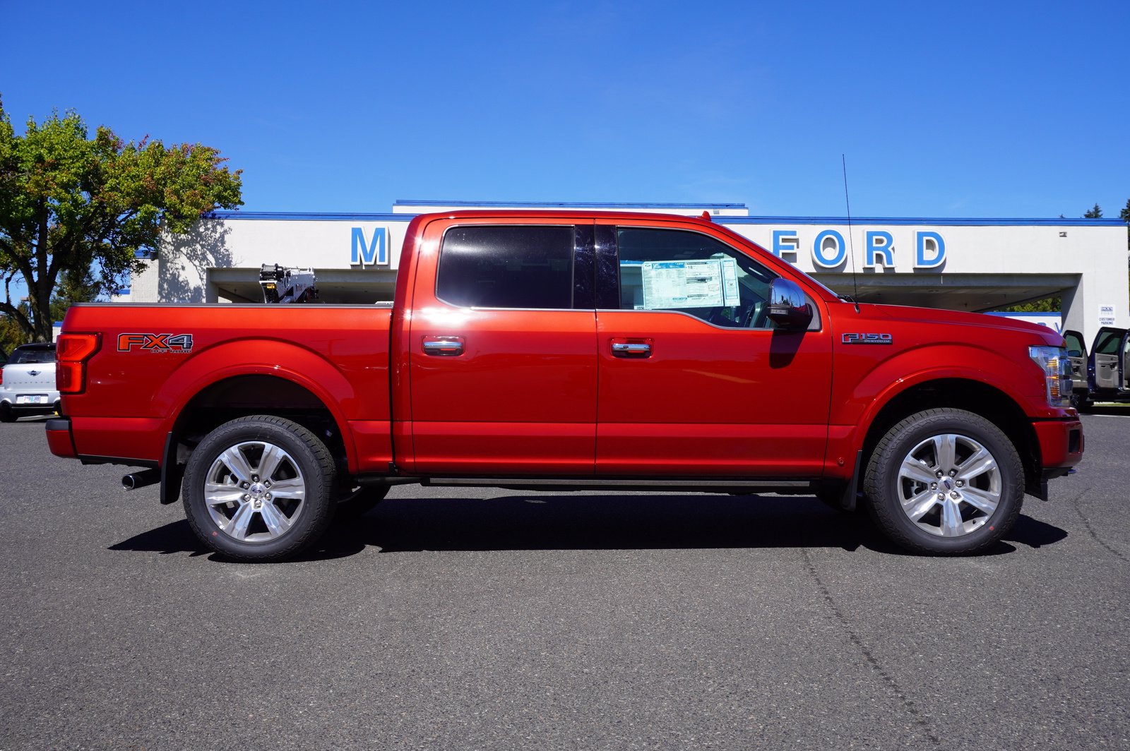 New 2020 Ford F-150 Platinum With Navigation & 4WD